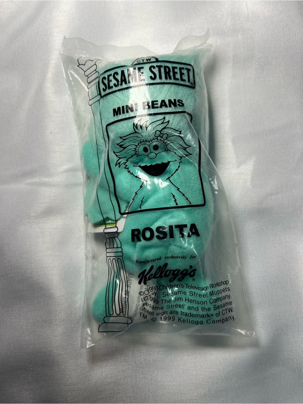Vintage 1999 Kellogg’s Sesame Street Mini Beans Rosita Plush New Sealed